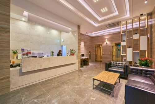 Lobby, Gwangju Madrid Hotel in Gwangju Storby