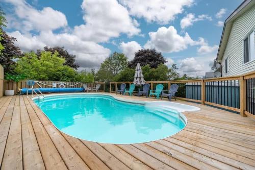 The Townie a 5BR Family & Group Poolside Retreat - ST 2025-0095 in Prince Edward (ON)