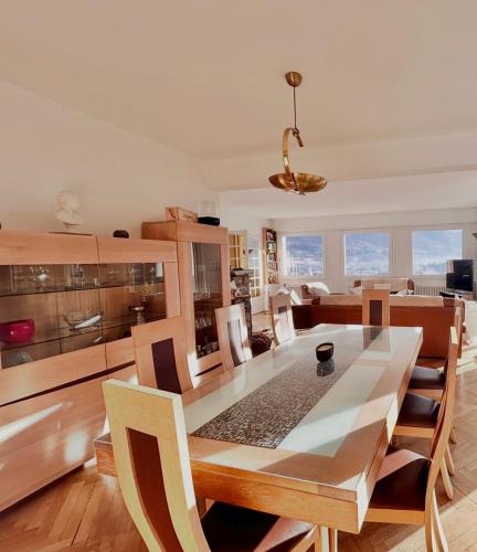 設施, Panorama MB 356 - Grande maison familiale vue exceptionnelle in 薩朗什