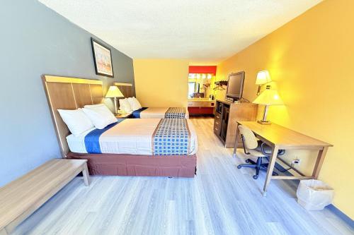 Oyo hotel Williamston - image 25