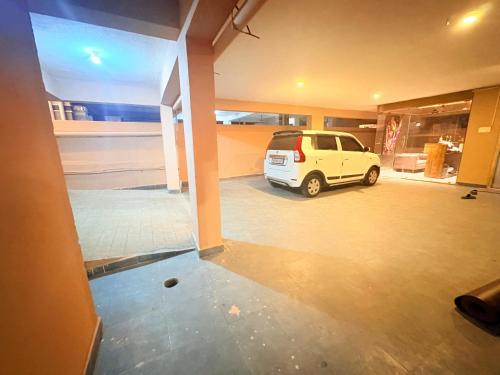 The Classic 12 Hotel in Balayya Sastri Layout