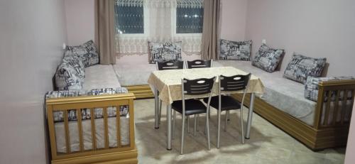 HOTEL AZOuR in Talborjt