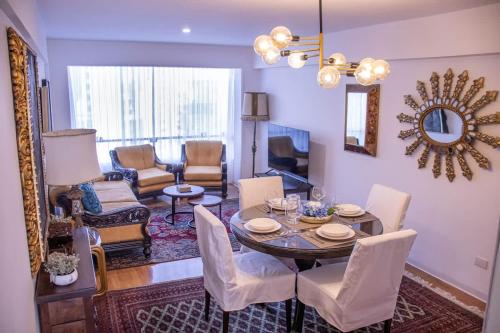3BR Classic Apartment in San Isidro