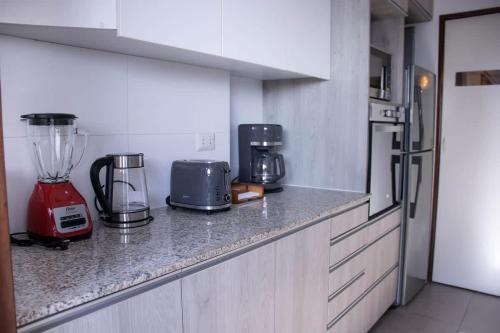 3BR Classic Apartment in San Isidro - image 5