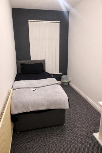 Single room, Liverpool