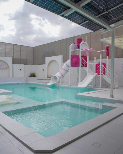 Natalie Aqua villa heated pool 3BD DeadSea in อัลรามา
