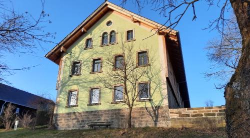 Ferienwohnung Blauregen - NEU ab März 2026 (Ferienwohnung Blauregen - NEU ab Marz 2026) in 霍恩斯泰因