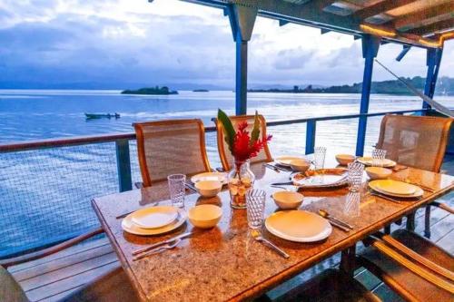 Balkons/terase, Mountain Chalet with Awesome Sea View in Punta Laurel