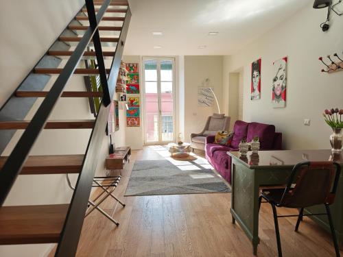 Loft Real Centro Messina 110mq 2 Camere 2 Bagni, Messina