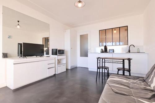 La Caravelle - Apt 2 Prs - front de mer - Clim