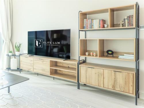 Elite LUX Holiday Homes - Skyline 1BHK Burj Khalifa View in Al Jaddaf Dubai - image 10