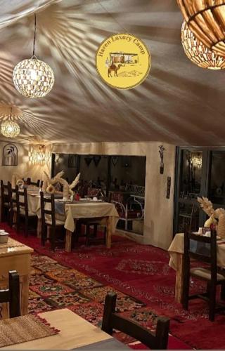 Restaurant, Haven Luxury Camp in Merzouga
