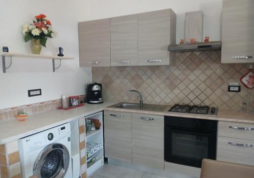 2 bedrooms, 5 beds