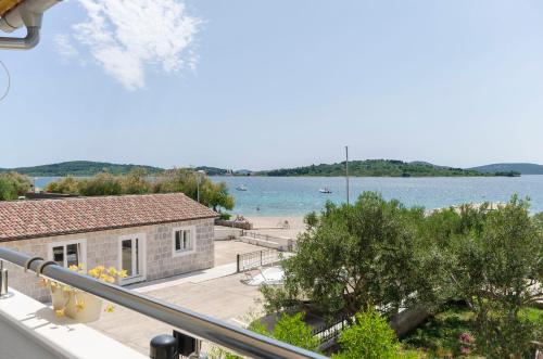 Apartment Ante - image 2
