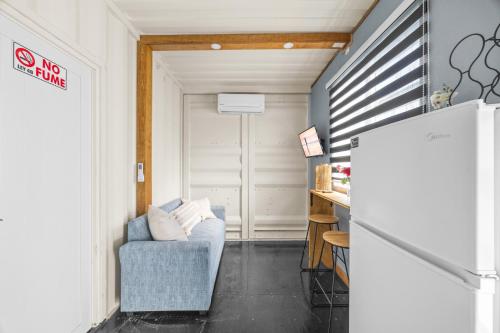 صالة مشتركة/ منطقة التلفزيون, Cozy 1BR Beachside Apartment Entre Olas in Vega Alta