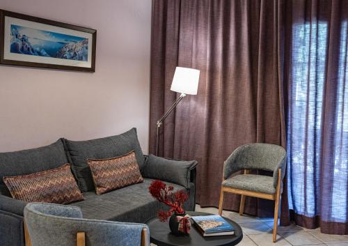 Sea Breeze Corner, Cozy Flat near the Beach 2