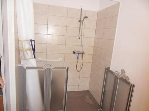 Μπάνιο, Apartment Congard in Ploemeur