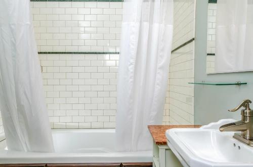 Hotel Napa Valley Ascend Hotel Collection - image 26