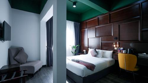 room detail thumbnail 0