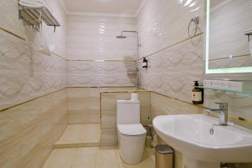 al Madina Hotel Samarkand - Tap to explore photos