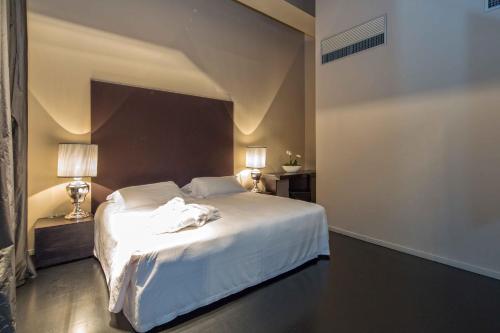 82831071 Riviera Golf Resort