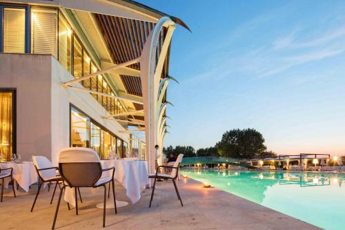 Riviera Golf Resort - 수영장