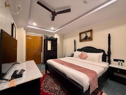 room detail thumbnail 0