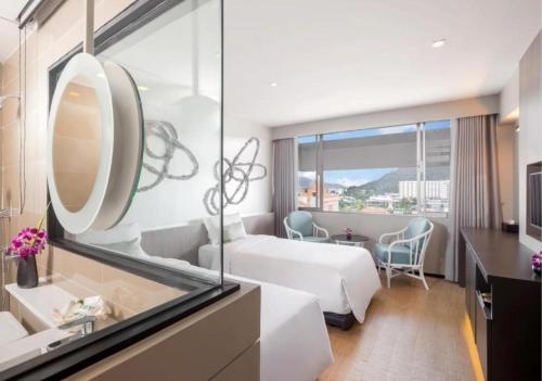 room detail thumbnail 0