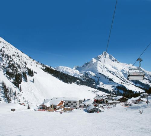Hotel Steffisalp - image 3