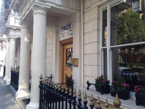 Troy Hotel - image 3
