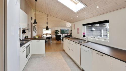 Kitchen, Villavilla 366 - Rabylille Strand, Lollandfalster in Hovmarken