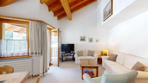 Apartment Auricula 3 2