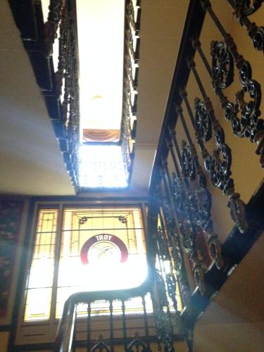 Troy Hotel - image 2