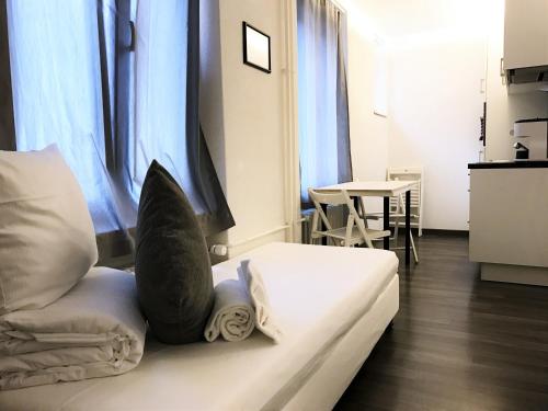 INSIDE FIVE City Apartments - image 13