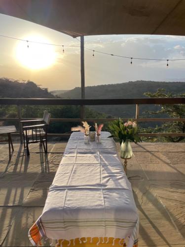 MAWE VILLA on Champagne Ridge, Romantic Getaway in Kiserian