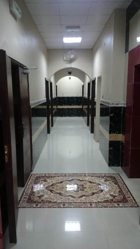 Exterior view, Five Continents Hotel in Sur