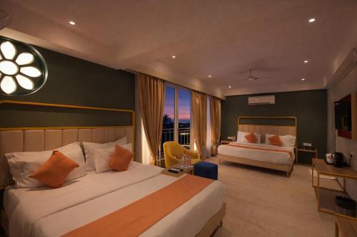 room detail thumbnail 0