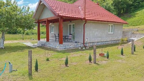 Tampilan eksterior, Topli Kutak in Smailagića Polje