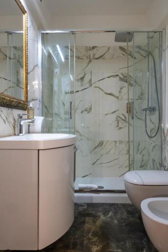 Le Suite Downtown - image 31