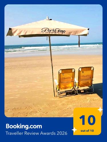 Apto Pitangueiras - 3 quartos, 2 vagas, 4 banheiros, Cozinha completa, 2 minutos da praia – khách sạn tại Pitangueiras