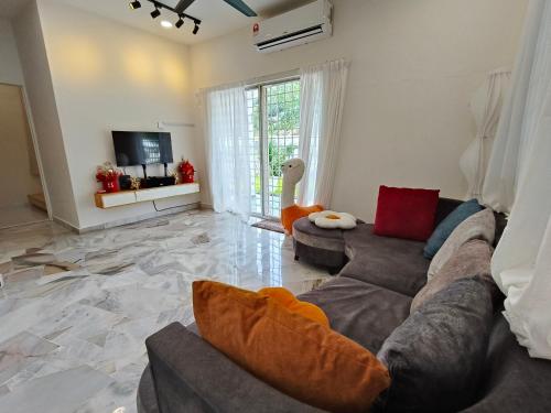 PD Nature Corner House 15pax Double Storey in Taman Port Dickson Utama