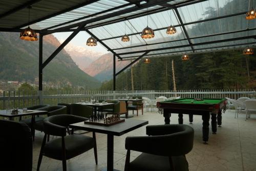 The Udit By West Western - Central Heated and Air Cooled - River View & Roof Top cafe & Bar photo 3