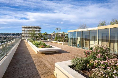 Garden, Luxury apartment with balcony & rooftop in Mercantour