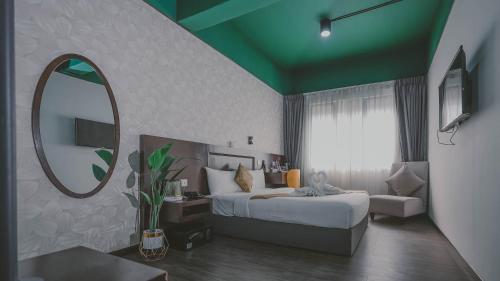 room detail thumbnail 0