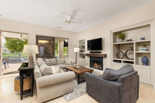 Exquisite La Quinta Home - Pool, Spa, and Golf View in La Quinta, USA