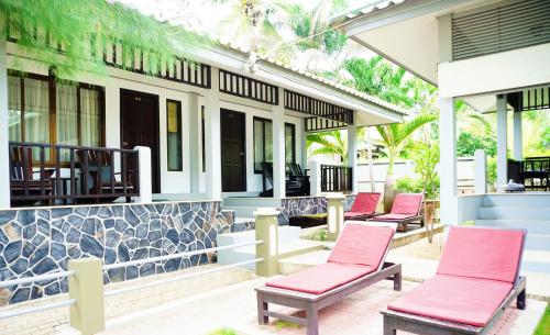 شرفة/ تراس, لاماي إن 99 بانجالوز (Lamai Inn 99 Bungalows) in لاماى