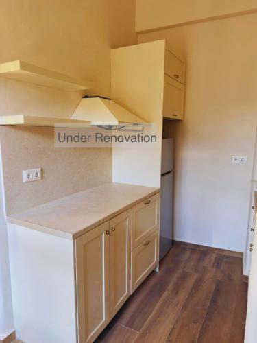 Halki Residence - Tower View, Top Floor in Chalkio