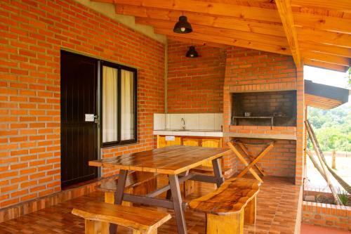 Iekārtas, Riberas del Parana in Vanda