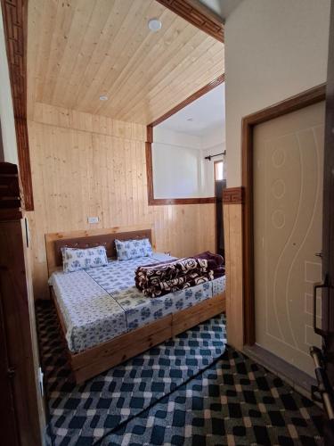 Alpinehomestay in Nako