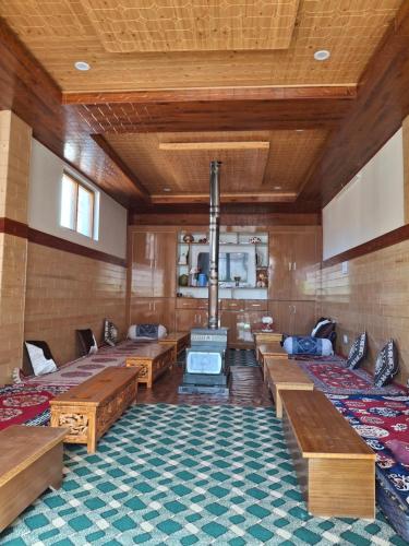 Alpinehomestay in Nako